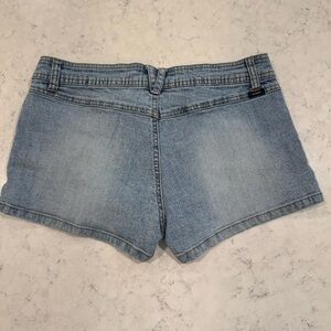 Y2K Angels Light Wash Denim Shorty Shorts No Back Pockets 2.5" Inseam Low Rise
